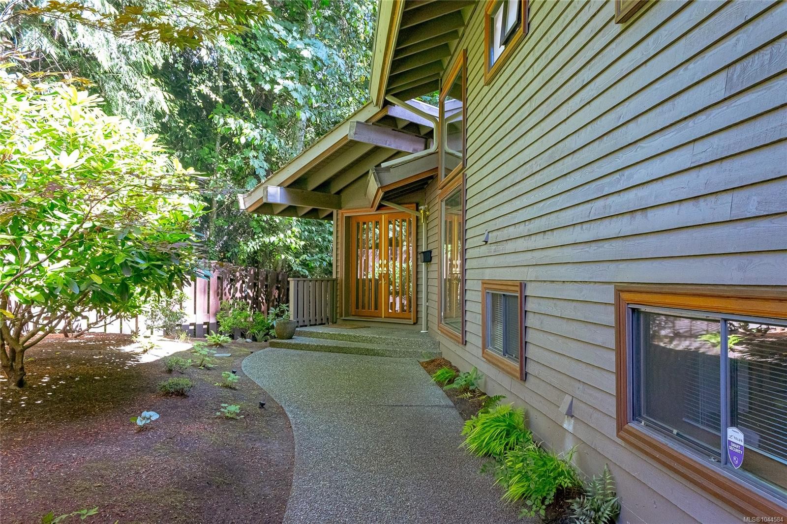 1015 Kentwood Pl, Saanich, BC