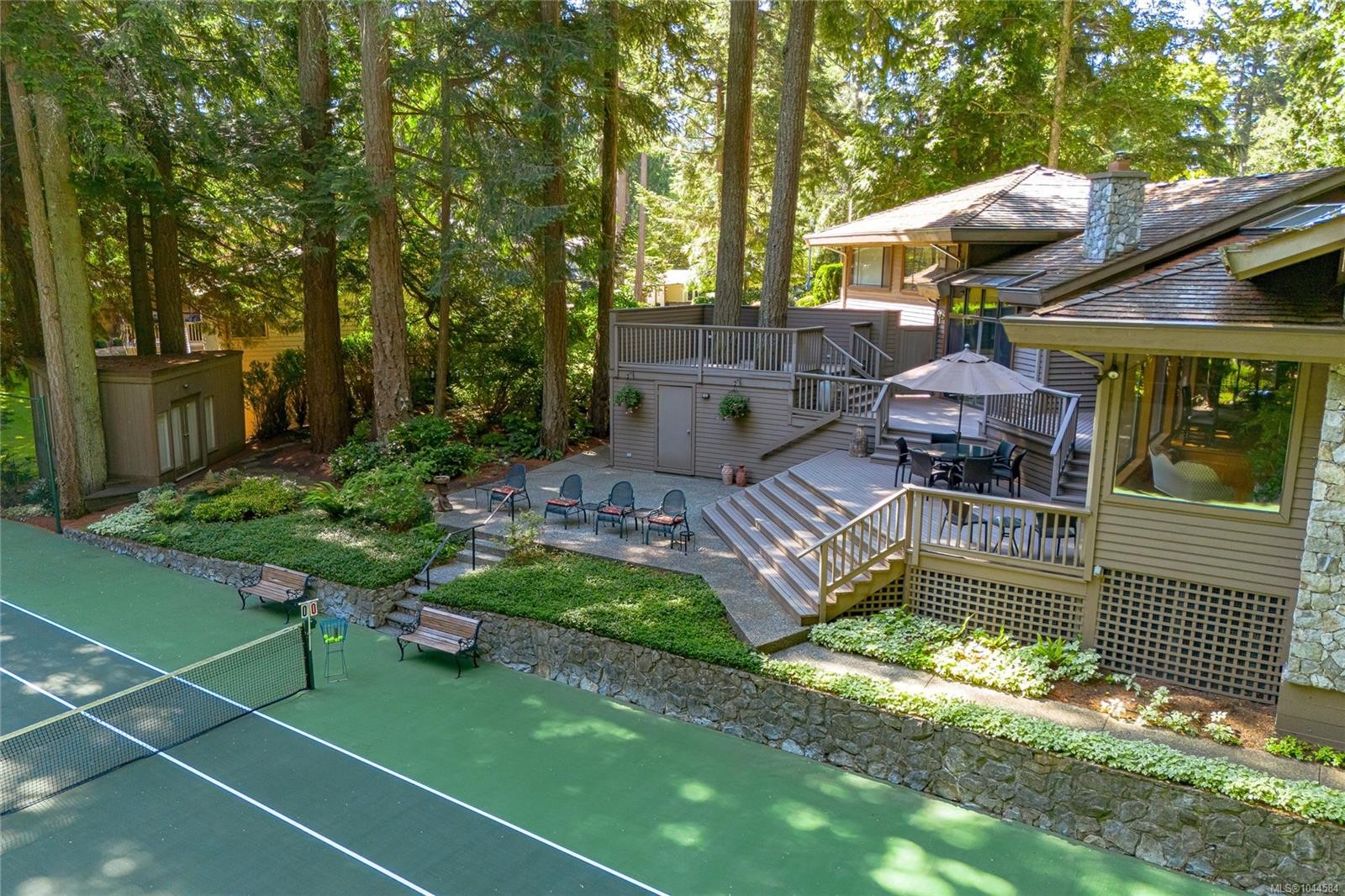 1015 Kentwood Pl, Saanich, BC