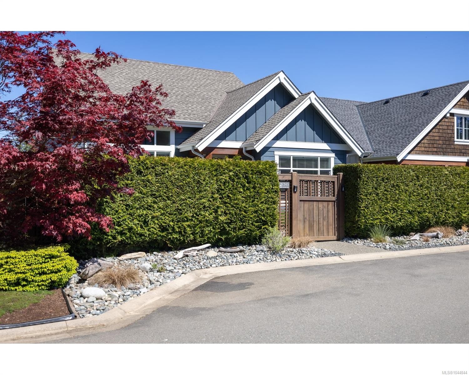 749 West Ridge Way, Qualicum Beach, BC