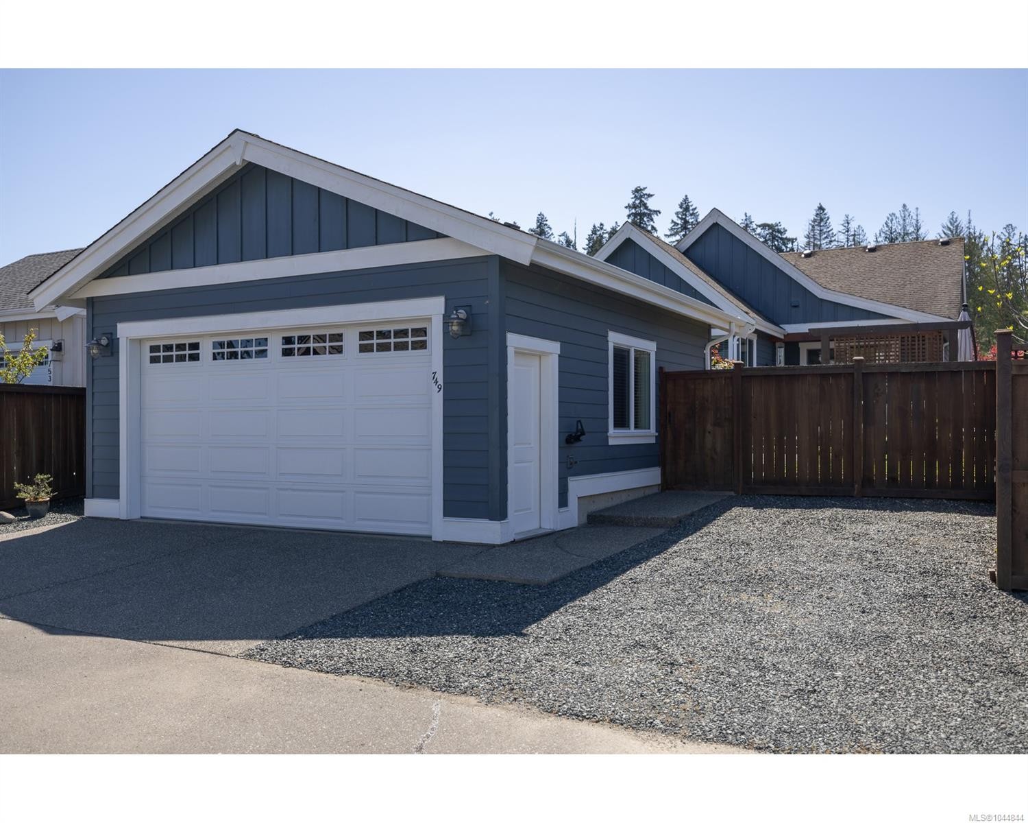 749 West Ridge Way, Qualicum Beach, BC