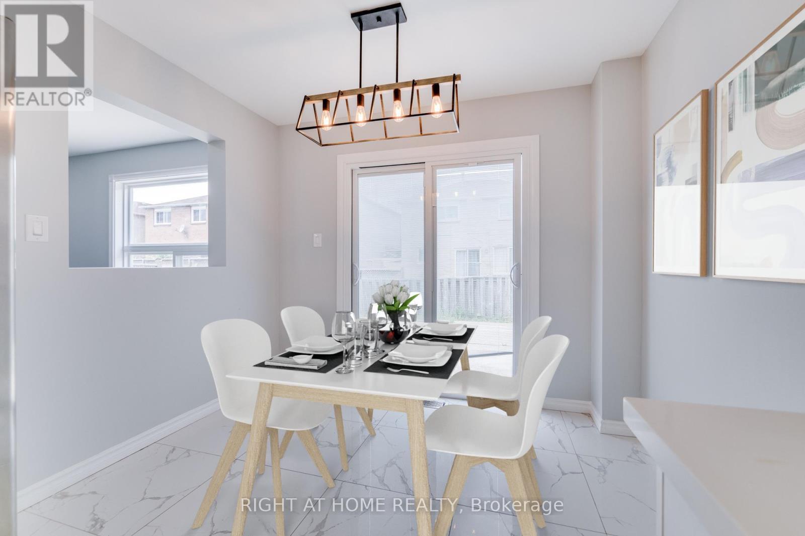 34 Meadowlark Drive, Brampton, ON - Indoor Photo Showing Dining Room