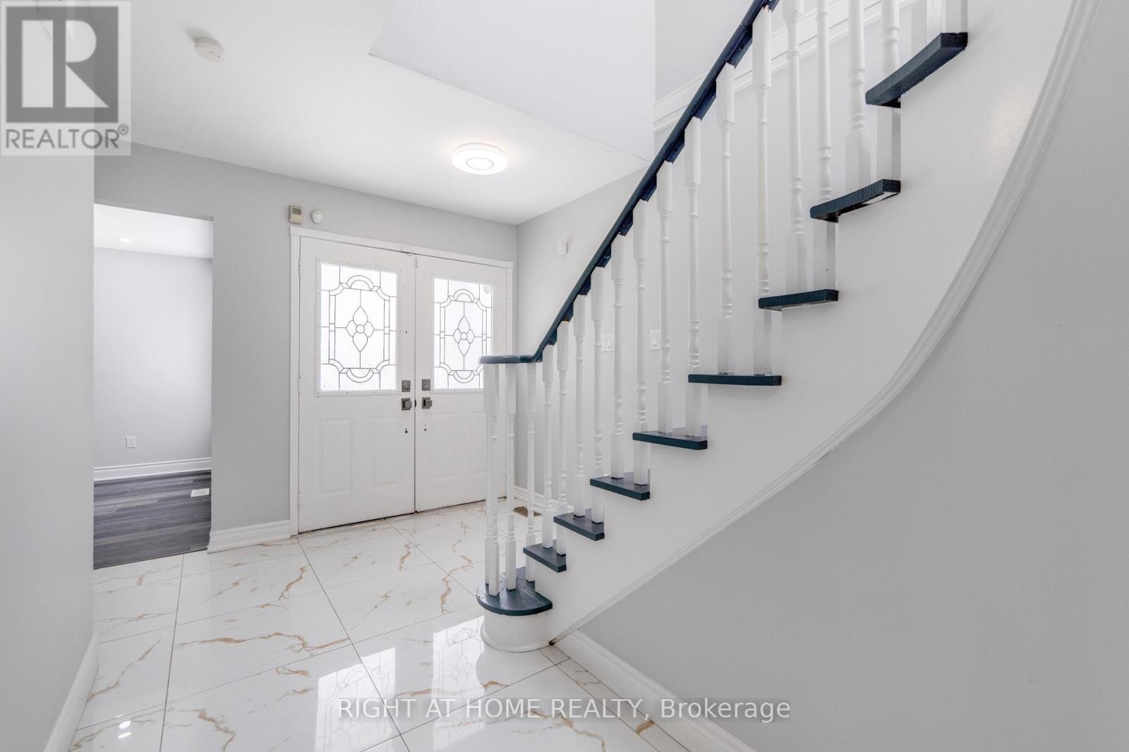 34 Meadowlark Drive, Brampton, ON - Indoor Photo Showing Other Room