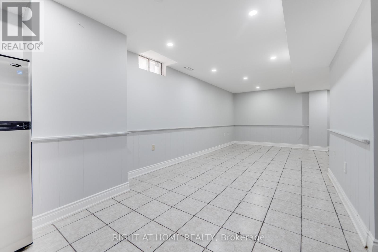 34 Meadowlark Drive, Brampton, ON - Indoor Photo Showing Other Room
