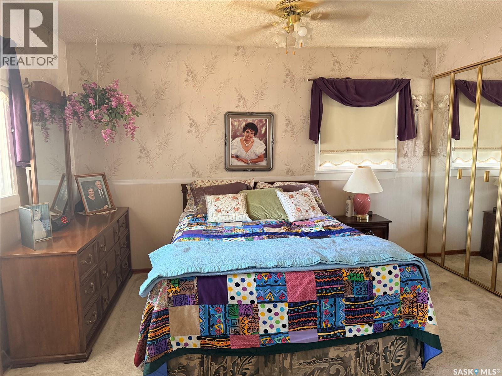 225 Dominion Road, Assiniboia, SK - Indoor Photo Showing Bedroom