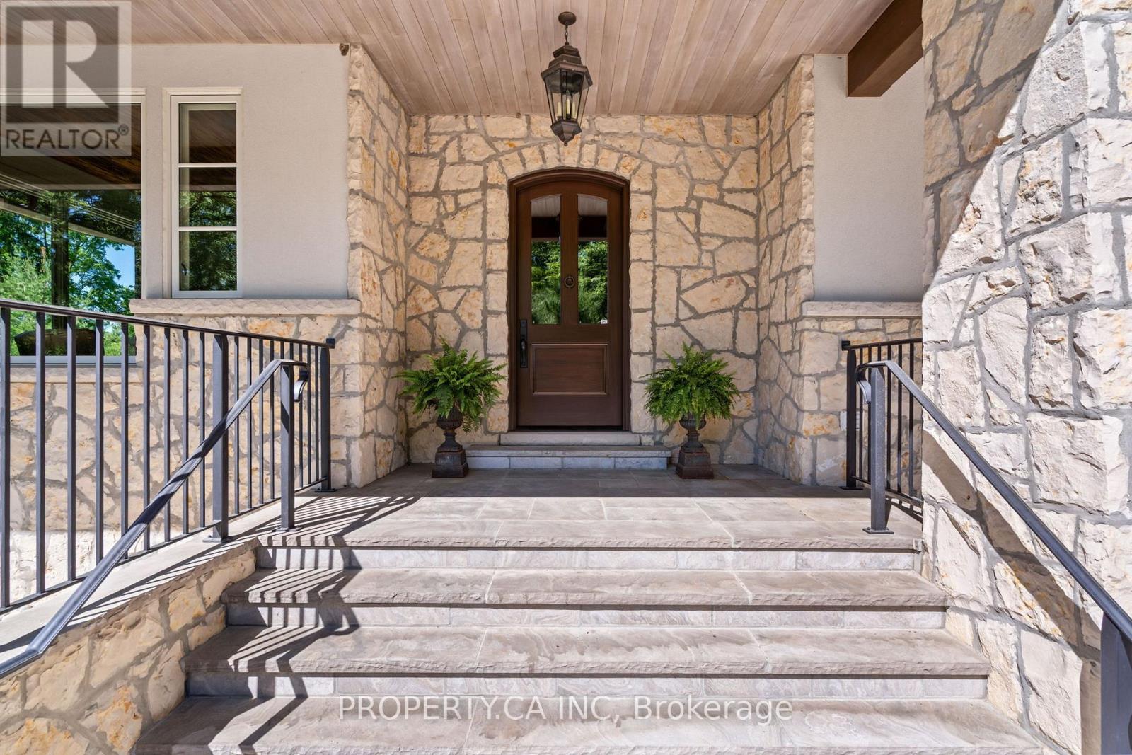 10955 Old River Road, Middlesex Centre, ON - Outdoor