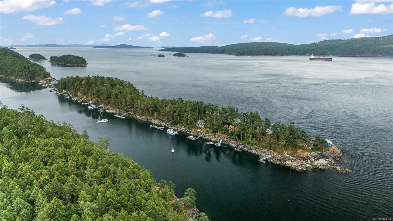 14 Secret Island, Prevost Island, BC