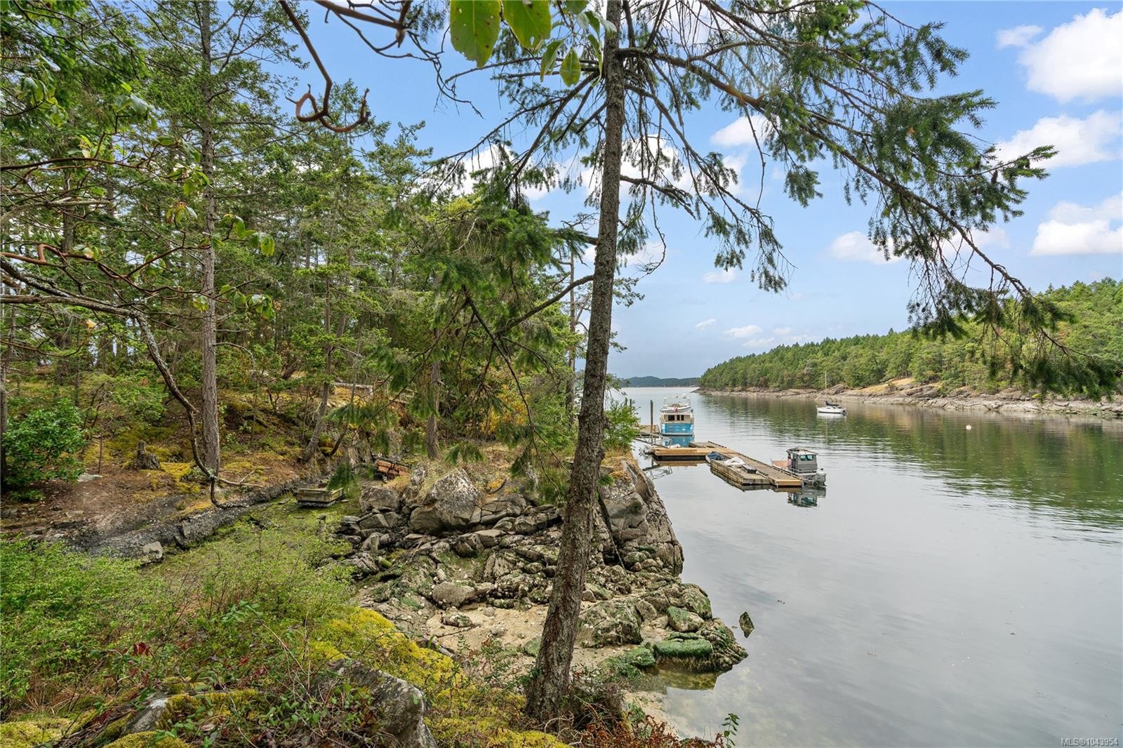 14 Secret Island, Prevost Island, BC