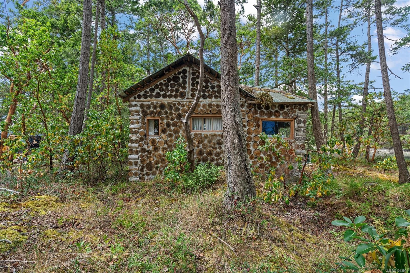 14 Secret Island, Prevost Island, BC