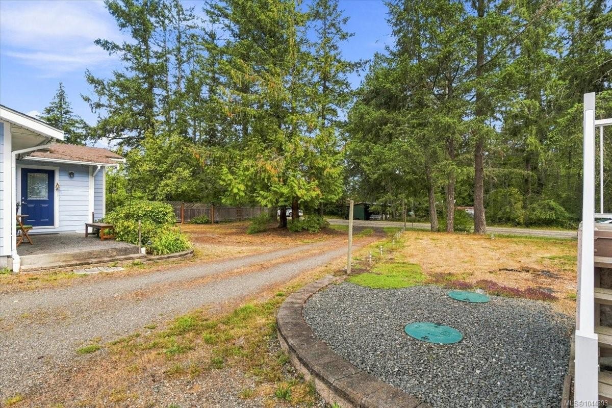 2212 Burgoyne Rd, Coombs, BC