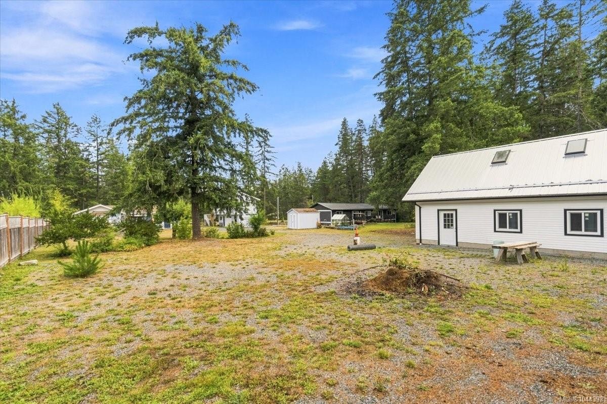 2212 Burgoyne Rd, Coombs, BC
