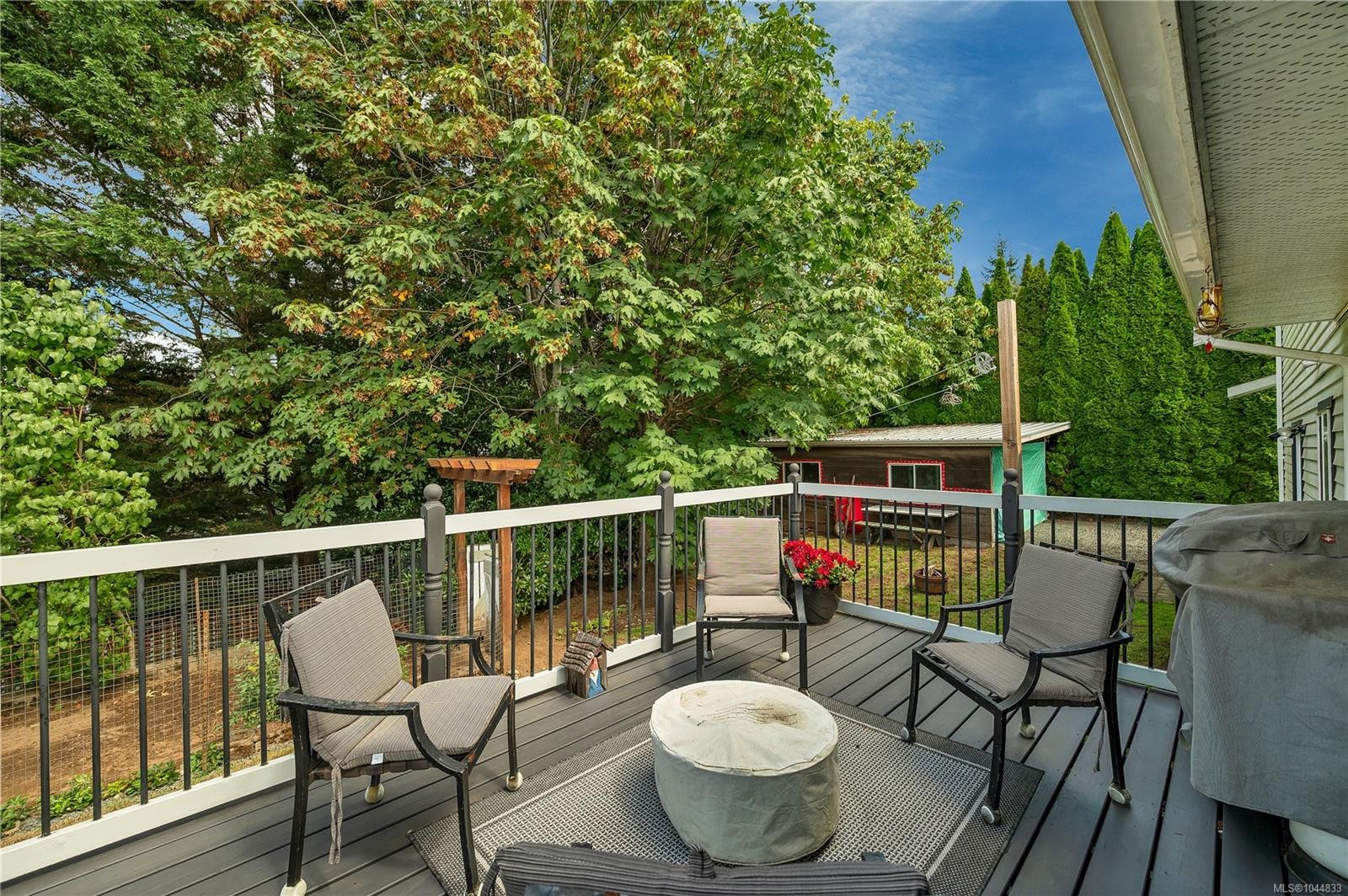 860 Nicholls Rd, Campbell River, BC