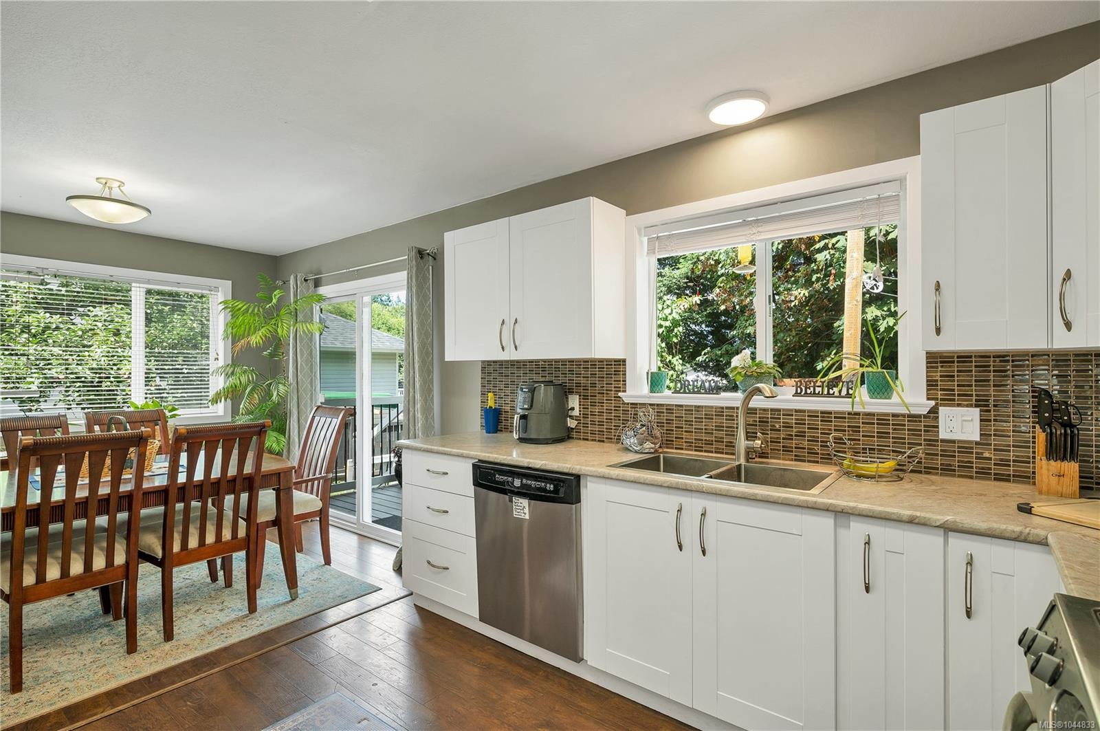 860 Nicholls Rd, Campbell River, BC