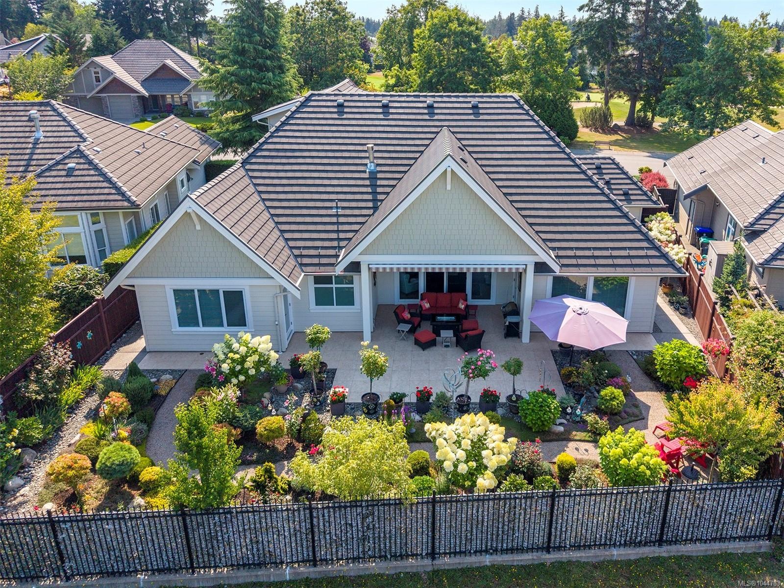 3232 Majestic Dr, Courtenay, BC
