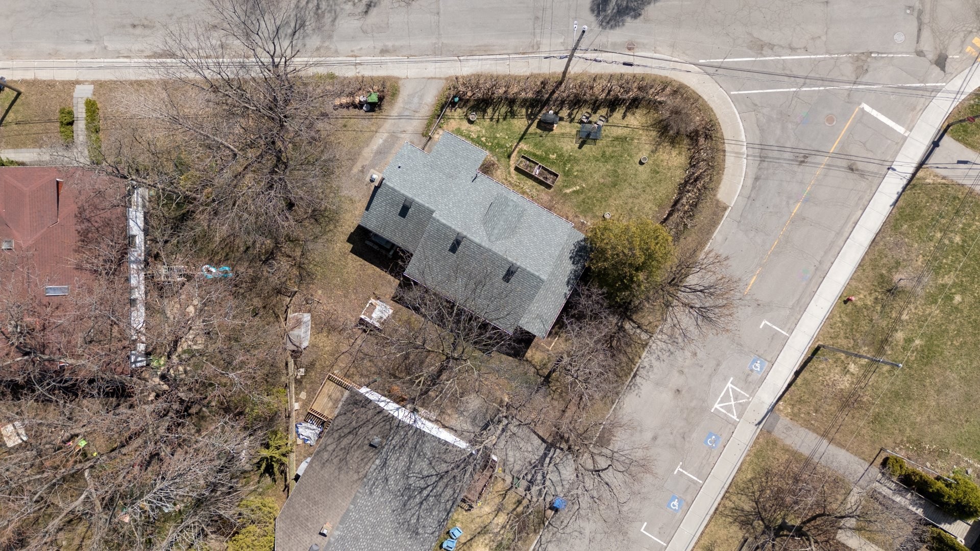 Aerial View - 25 Av. Queen, Pointe-Claire, QC - Outdoor With View