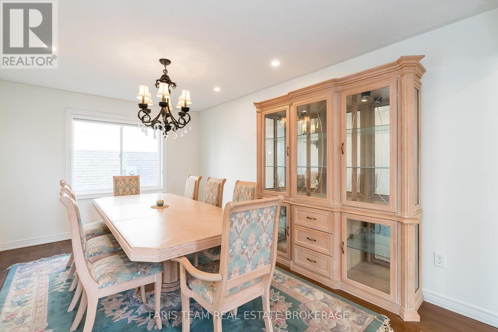 2 Vanessa Drive, Orillia, ON - Indoor Photo Showing Dining Room