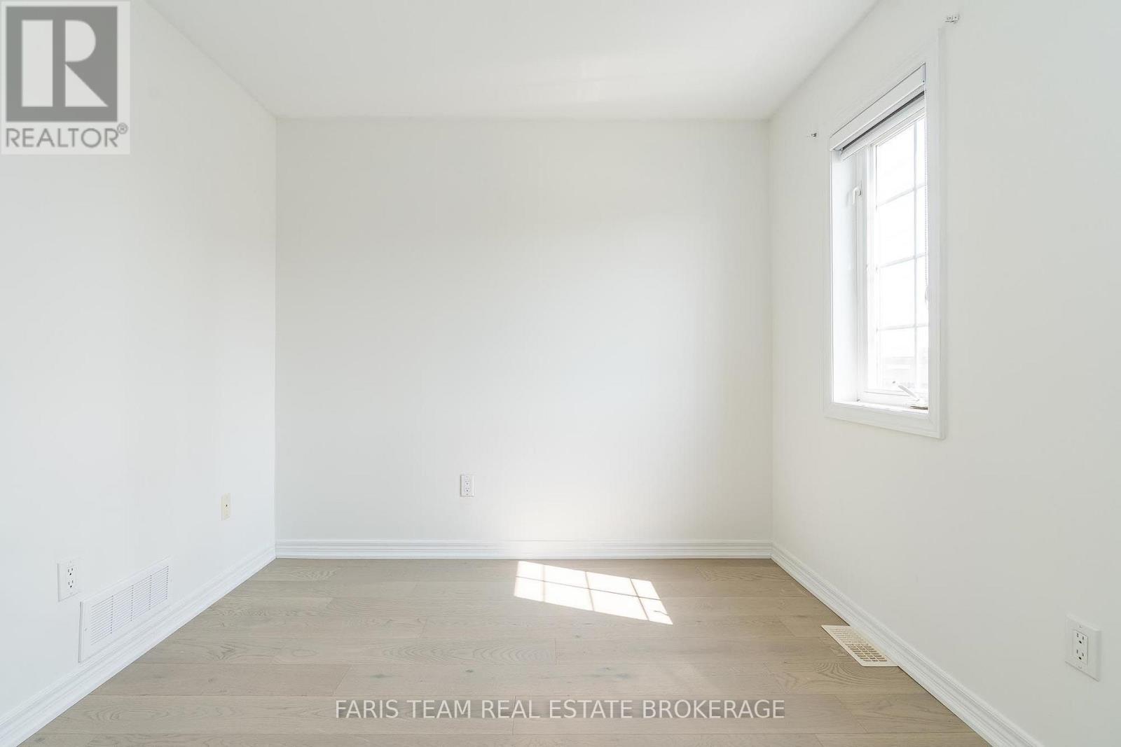 2 Vanessa Drive, Orillia, ON - Indoor Photo Showing Other Room