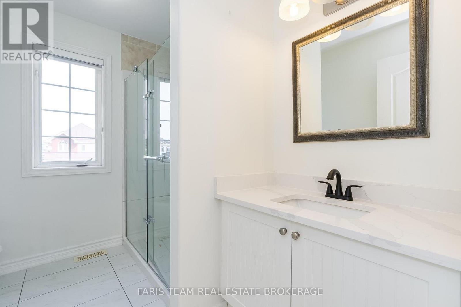 2 Vanessa Drive, Orillia, ON - Indoor Photo Showing Bathroom