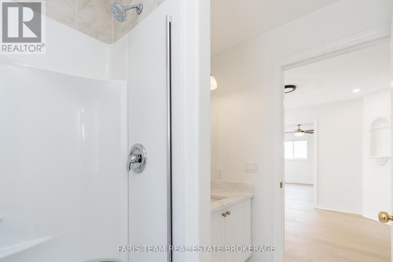 2 Vanessa Drive, Orillia, ON - Indoor Photo Showing Bathroom