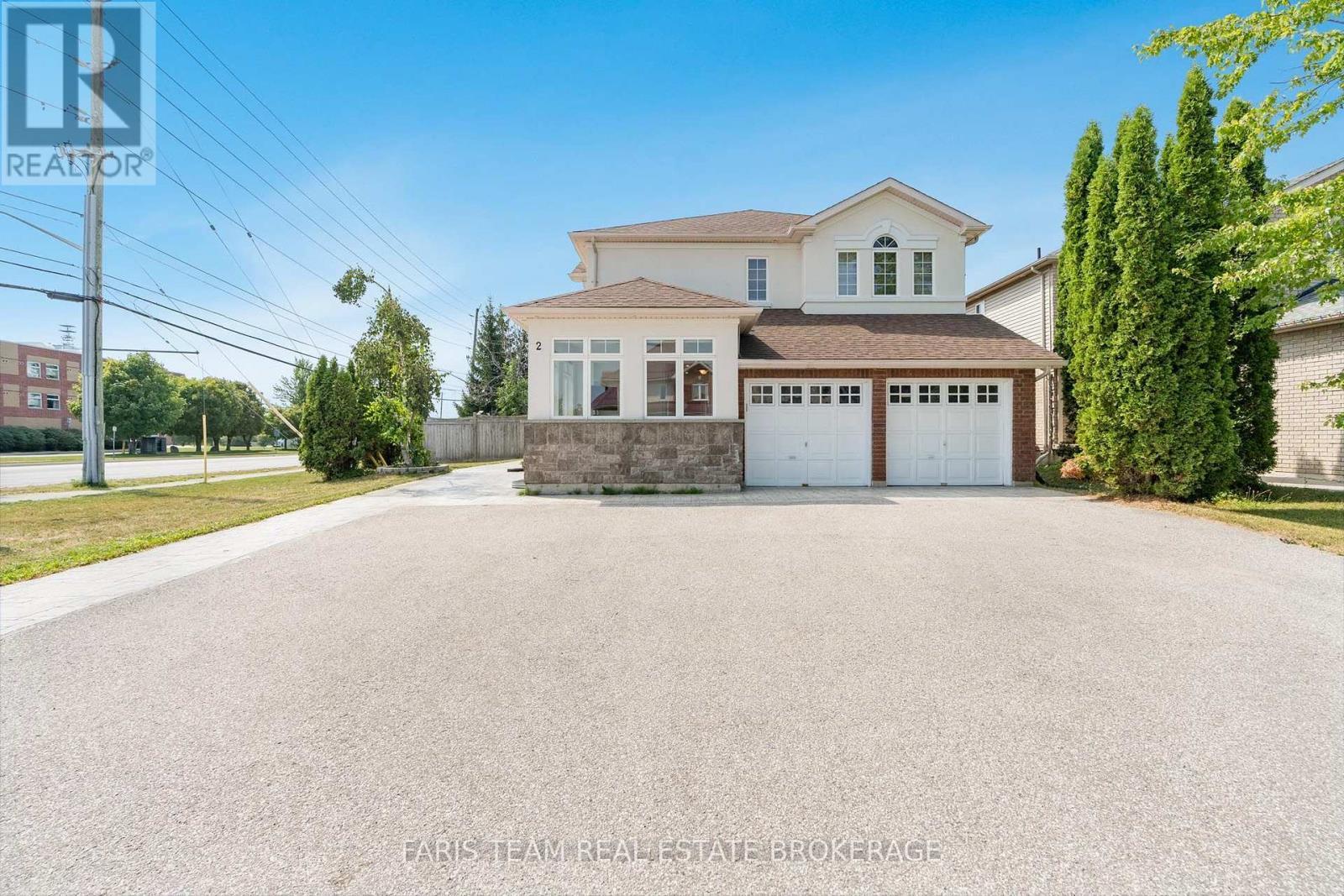 2 Vanessa Drive, Orillia, ON - Outdoor