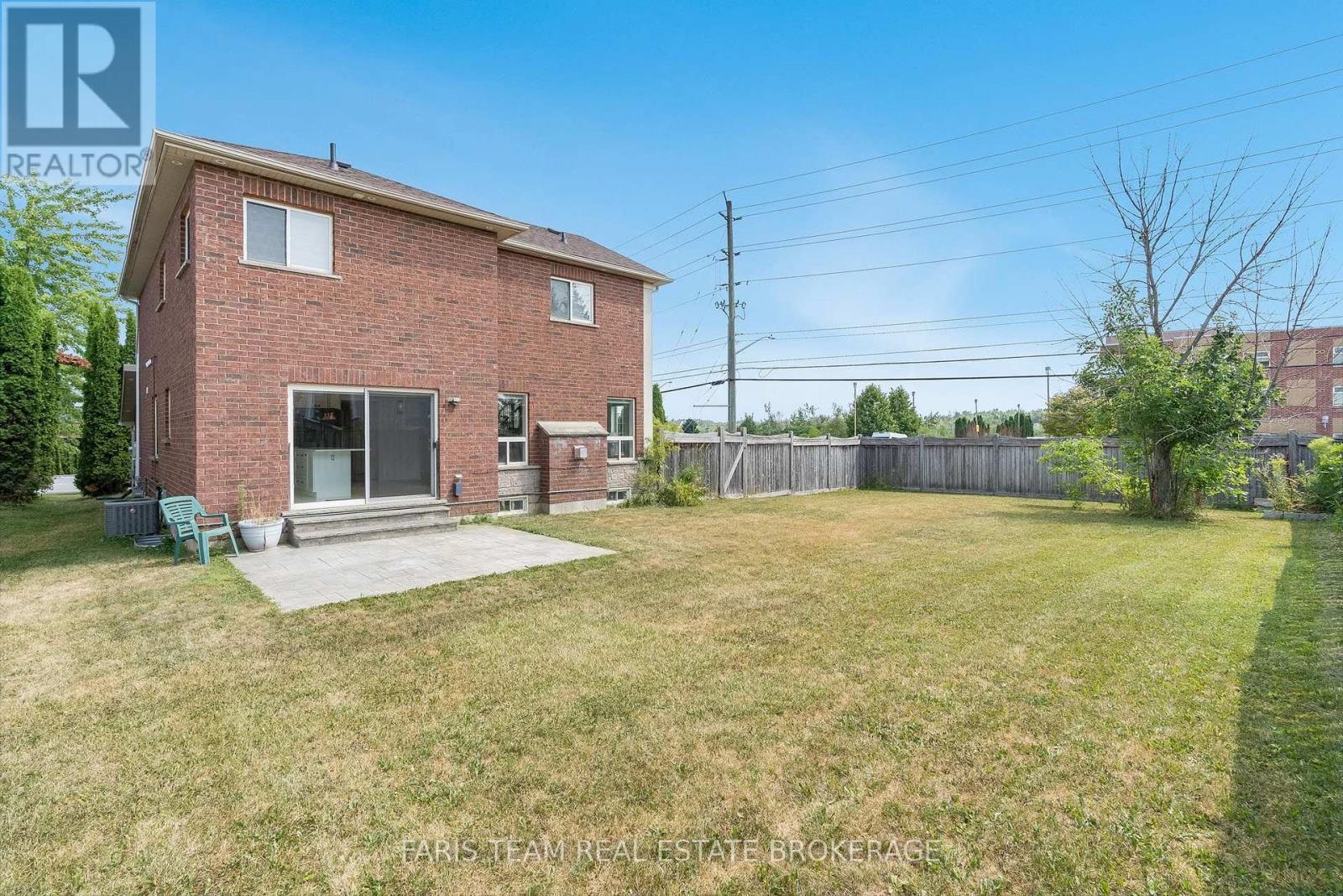 2 Vanessa Drive, Orillia, ON - Outdoor