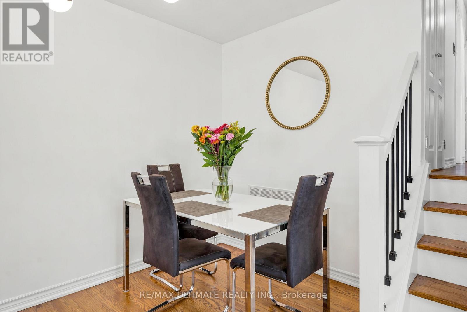 48 Venetian Crescent, Toronto, ON - Indoor Photo Showing Dining Room