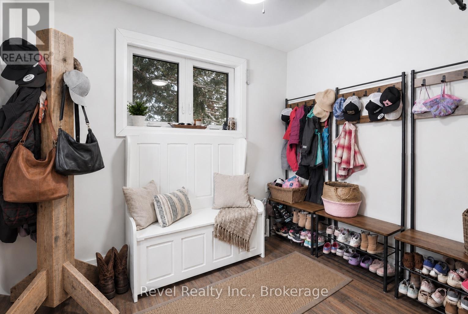 122 Mcguire Beach Road, Kawartha Lakes (Carden), ON - Indoor Photo Showing Other Room