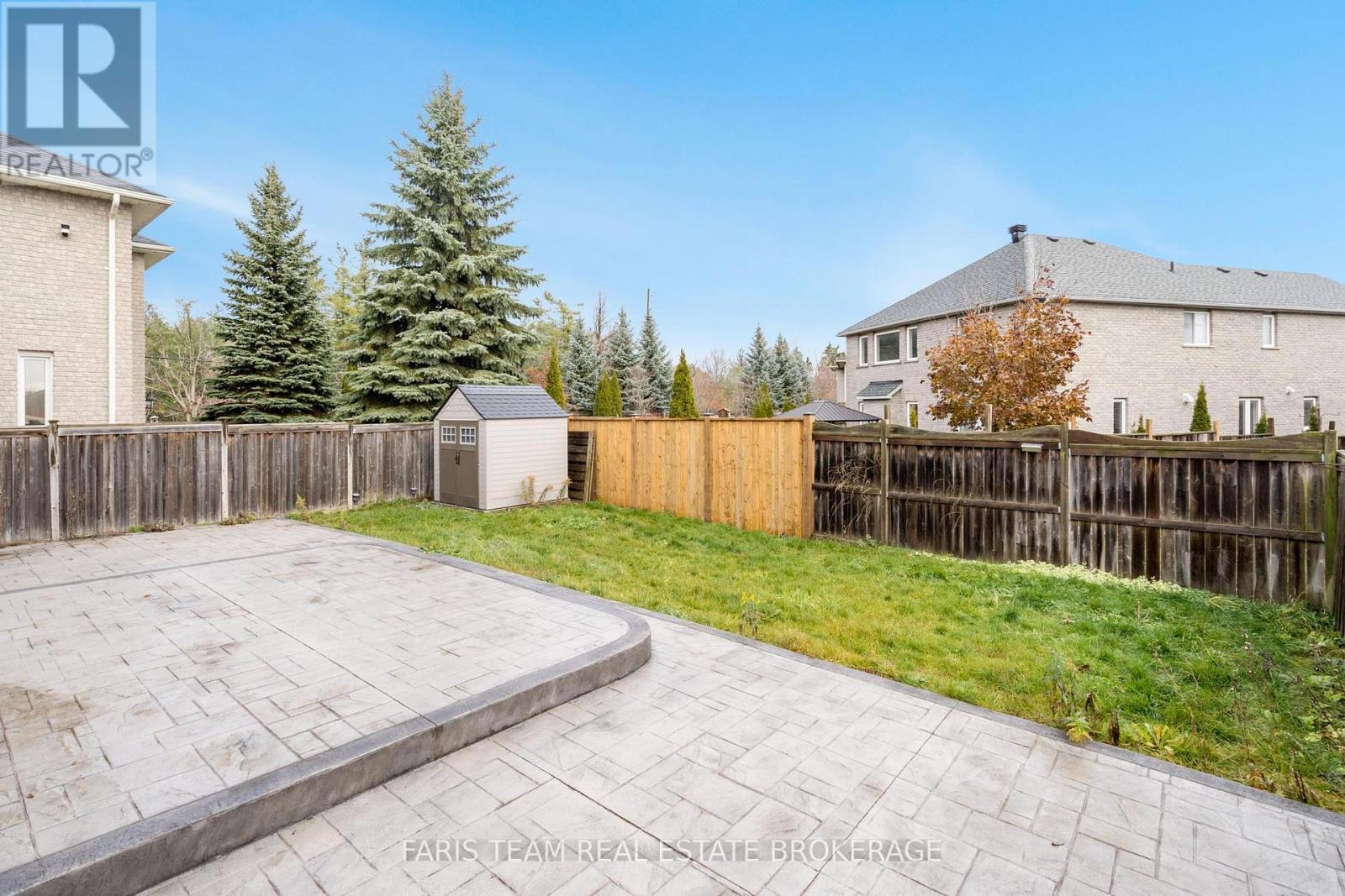 3 Prince William Way, Barrie, ON - Outdoor