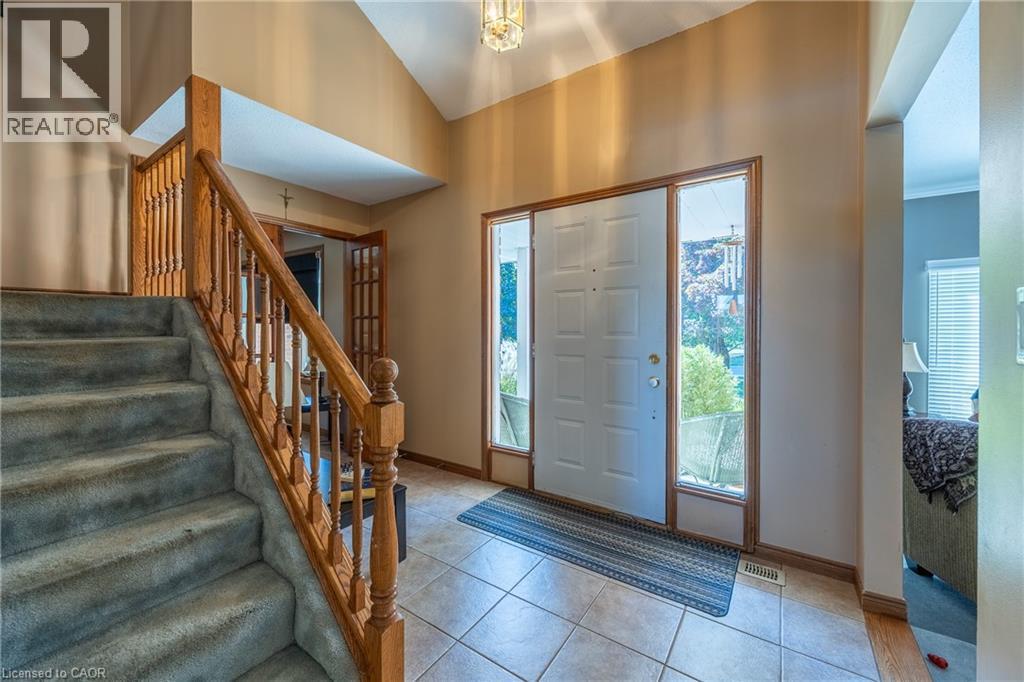14 Prospect Street, Port Dover, ON - Indoor Photo Showing Other Room