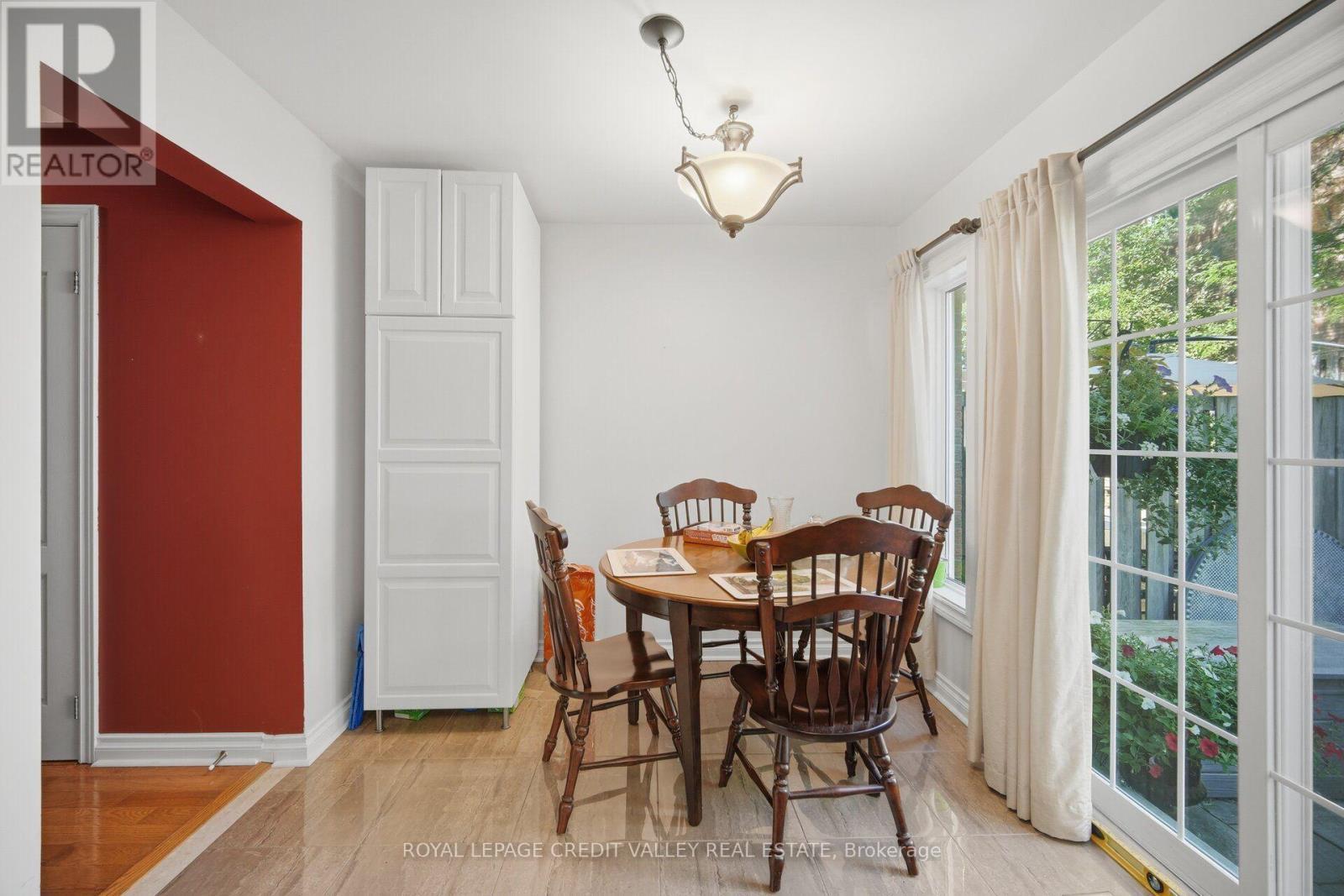 8 Pressed Brick Drive, Brampton, ON - Indoor Photo Showing Other Room