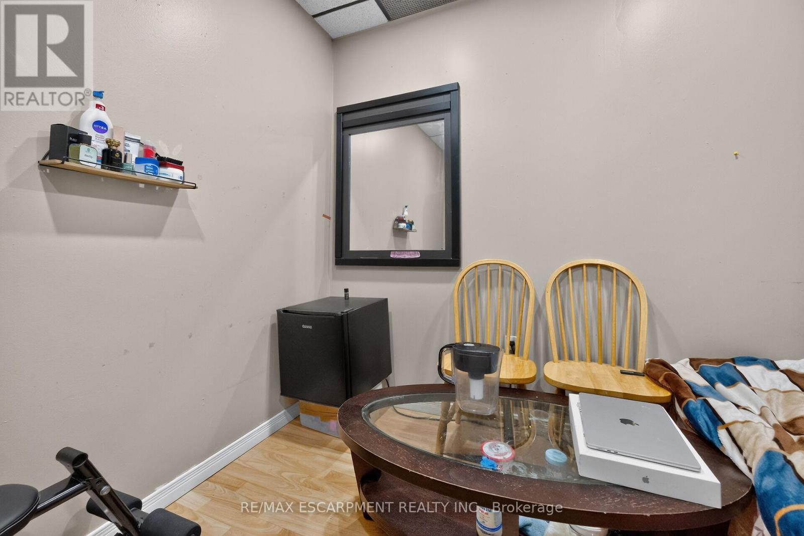 1292 Barton Street E, Hamilton, ON