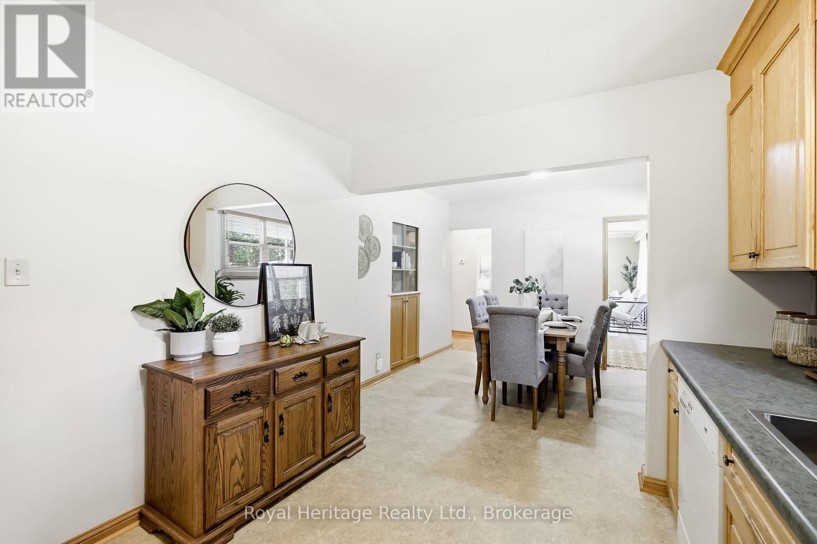 12 Simcoe Street, Whitby (Brooklin), ON - Indoor