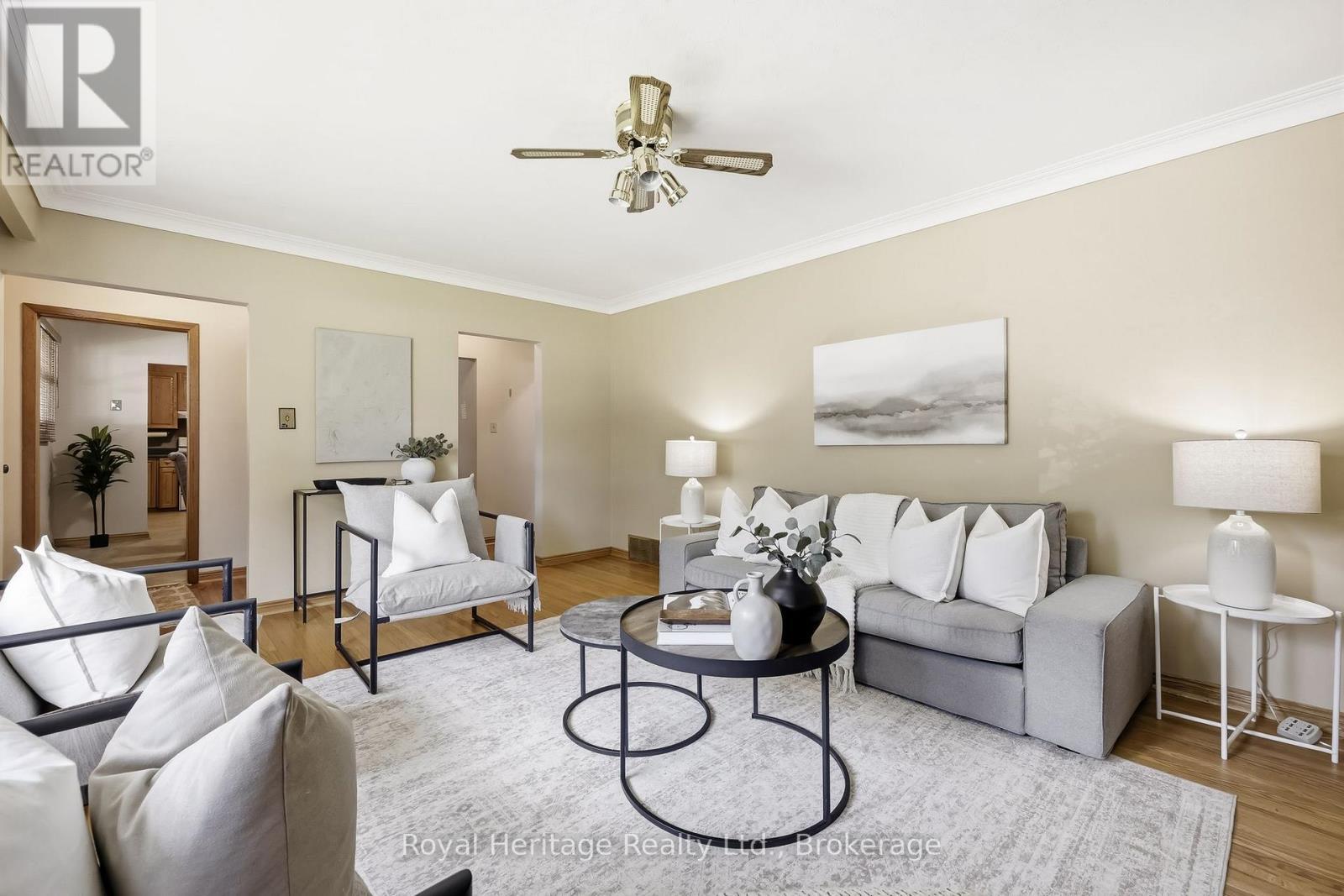 12 Simcoe Street, Whitby (Brooklin), ON - Indoor Photo Showing Living Room