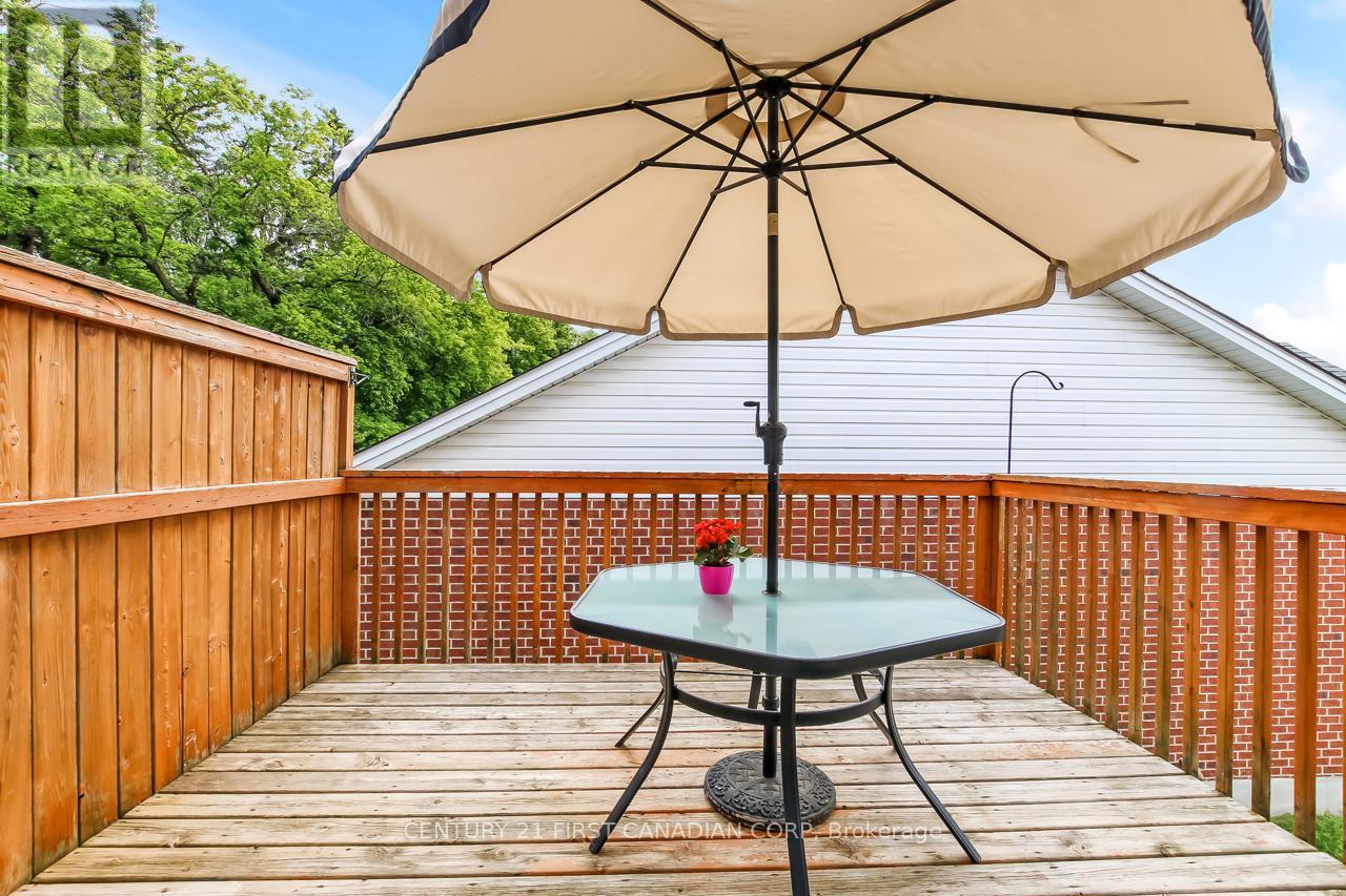 47 - 1077 Hamilton Road, London East (East O), ON - Outdoor With Exterior