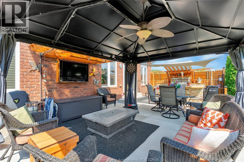 1340 Aspenshore Avenue, Windsor, ON - Outdoor With Deck Patio Veranda With Exterior
