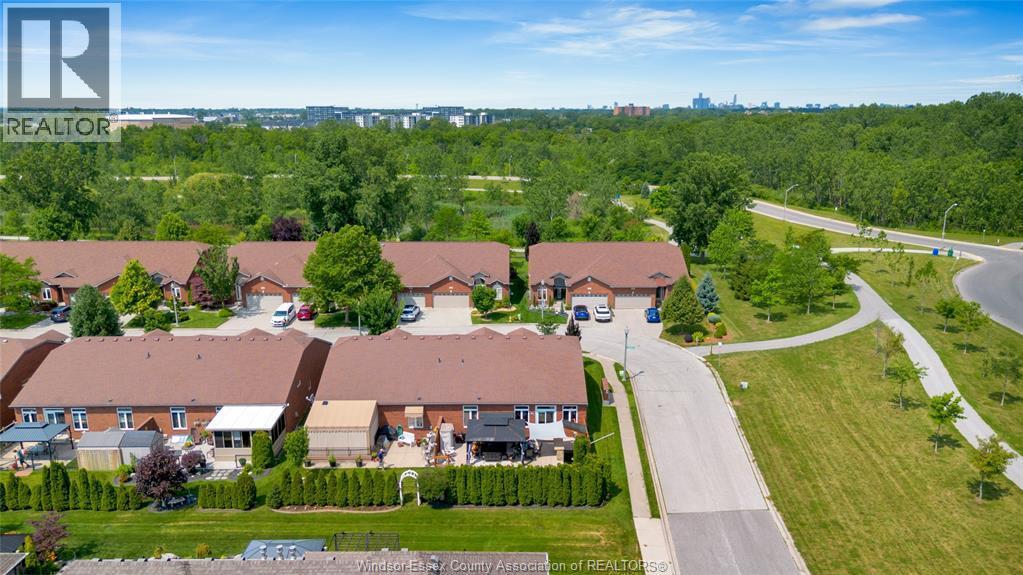 1340 Aspenshore Avenue, Windsor, ON - Outdoor With View