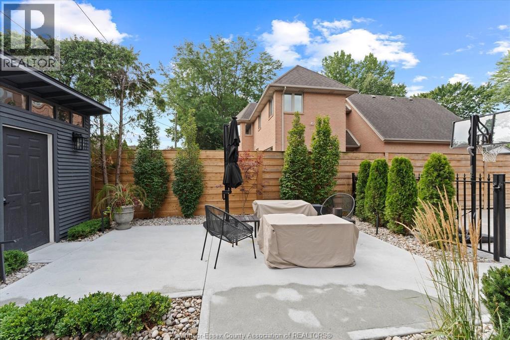 3460 Huntington Avenue, Windsor, ON - Outdoor