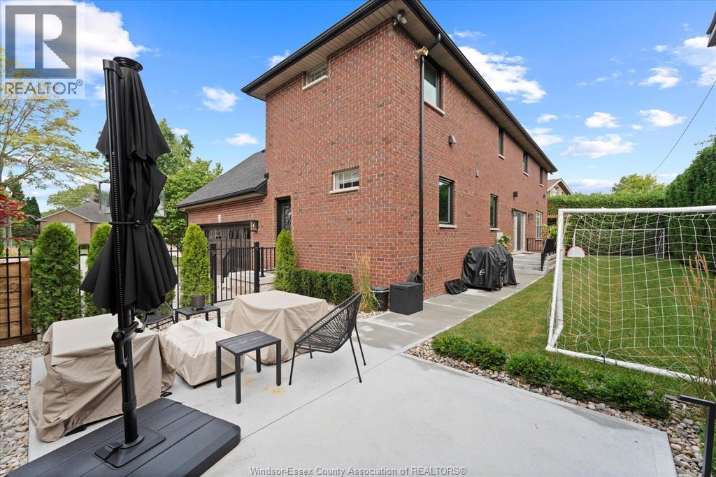 3460 Huntington Avenue, Windsor, ON - Outdoor With Deck Patio Veranda With Exterior
