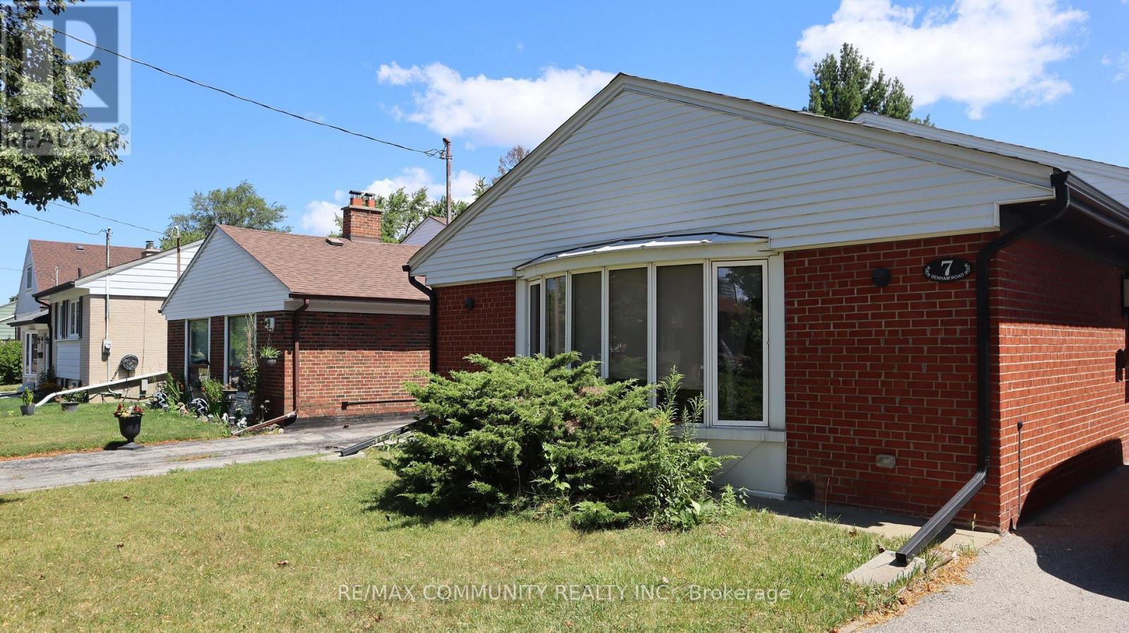 7 Denham Road, Toronto, ON - Outdoor With Exterior