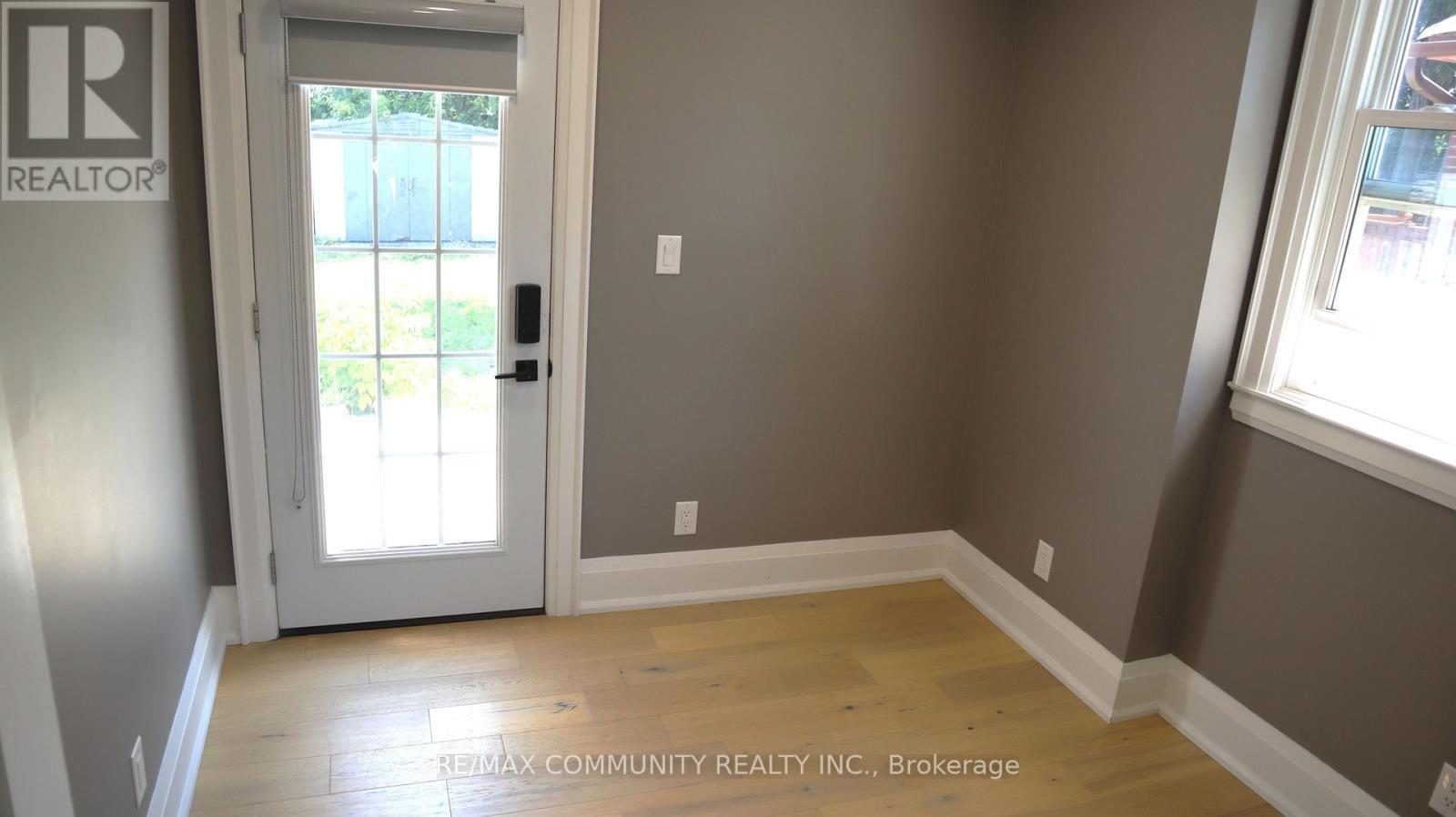 7 Denham Road, Toronto, ON - Indoor Photo Showing Other Room