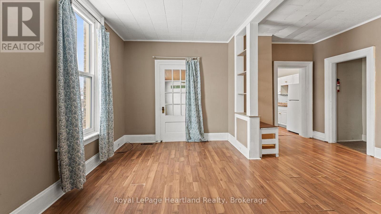 190 Albert Street, Central Huron (Clinton), ON - Indoor Photo Showing Other Room