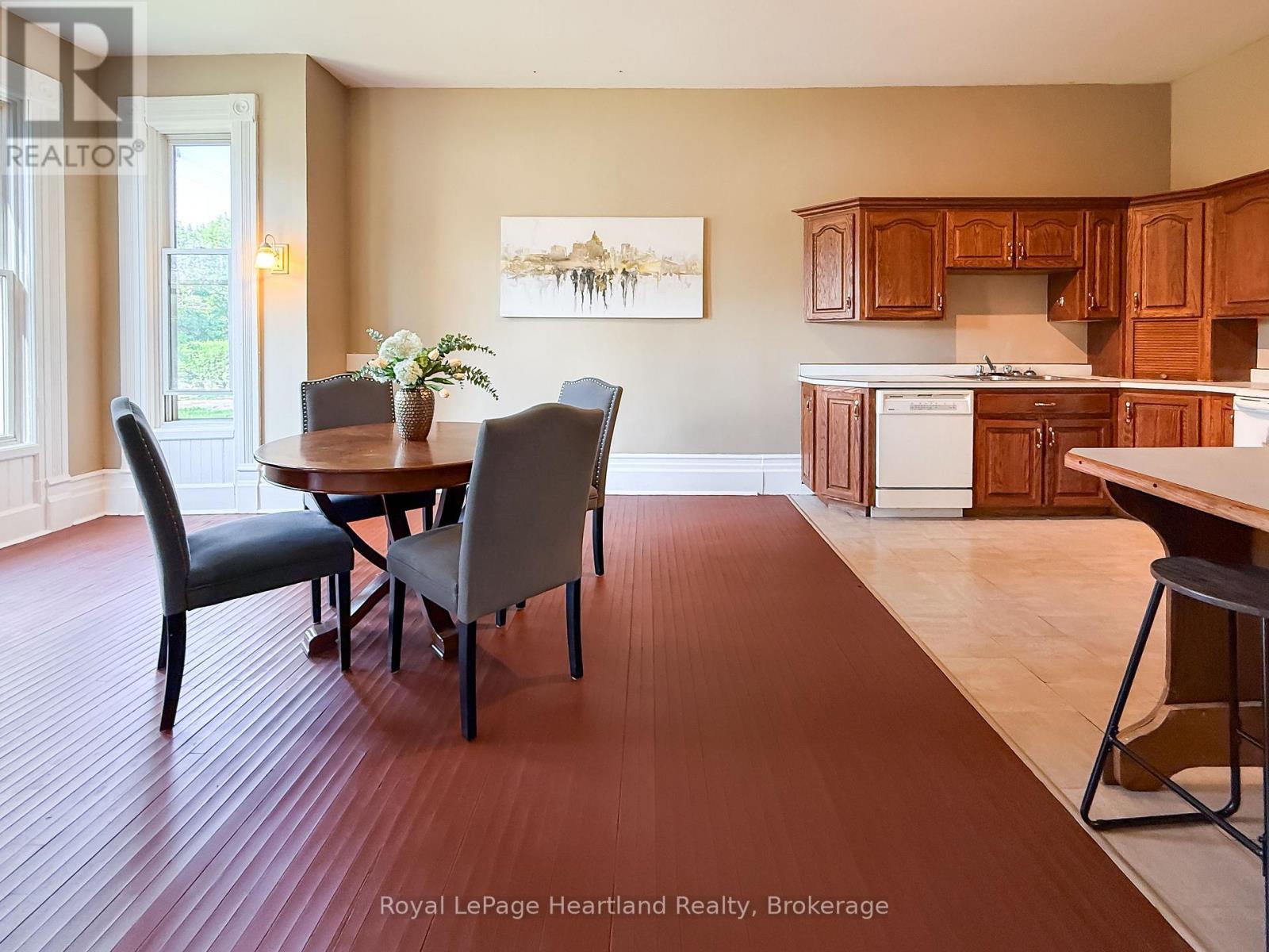 190 Albert Street, Central Huron (Clinton), ON - Indoor Photo Showing Dining Room