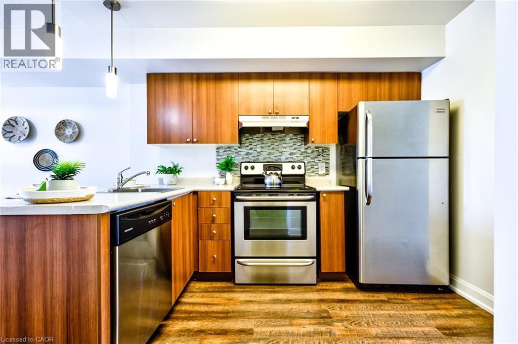 Kitchen - 350 Fisher Mills Road Unit# 28, Cambridge, ON - Indoor Photo Showing Kitchen