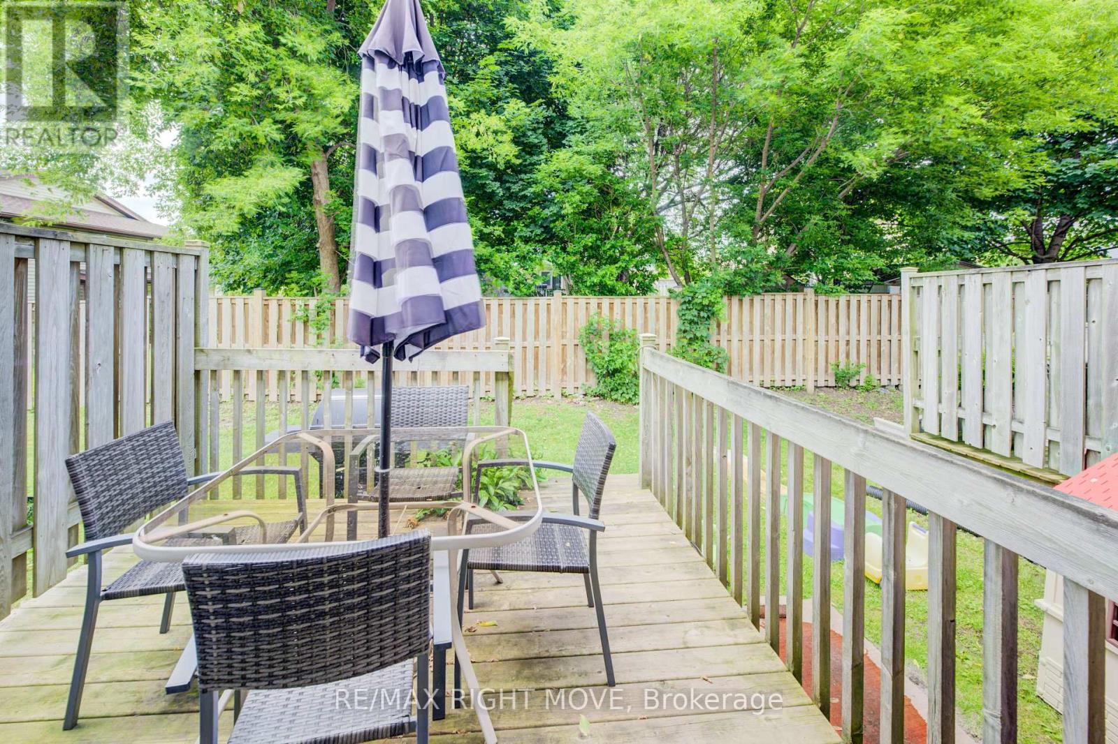 3 - 486 Springbank Avenue N, Woodstock, ON - Outdoor With Deck Patio Veranda