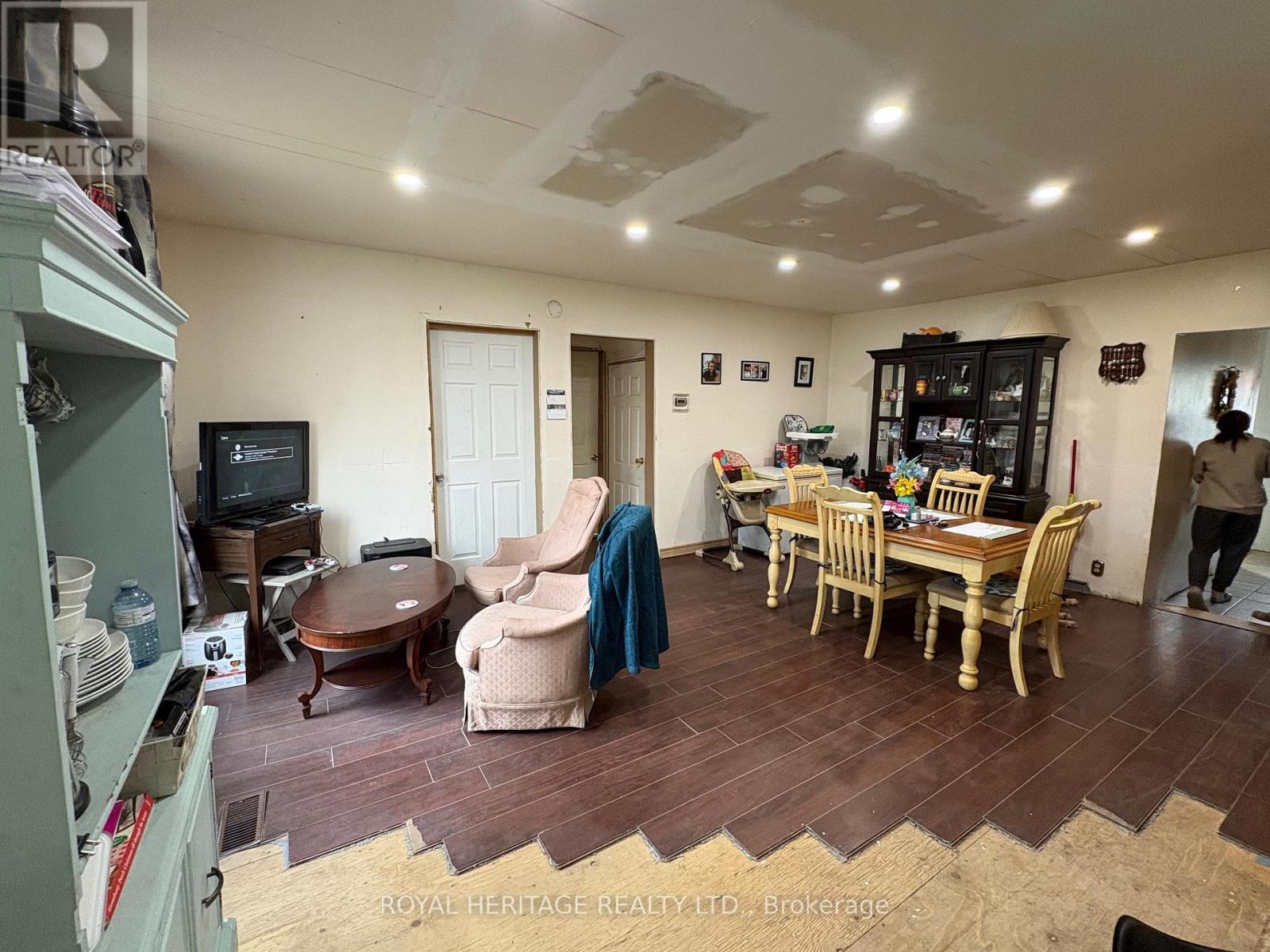 322 Dingman Road, Cramahe, ON - Indoor