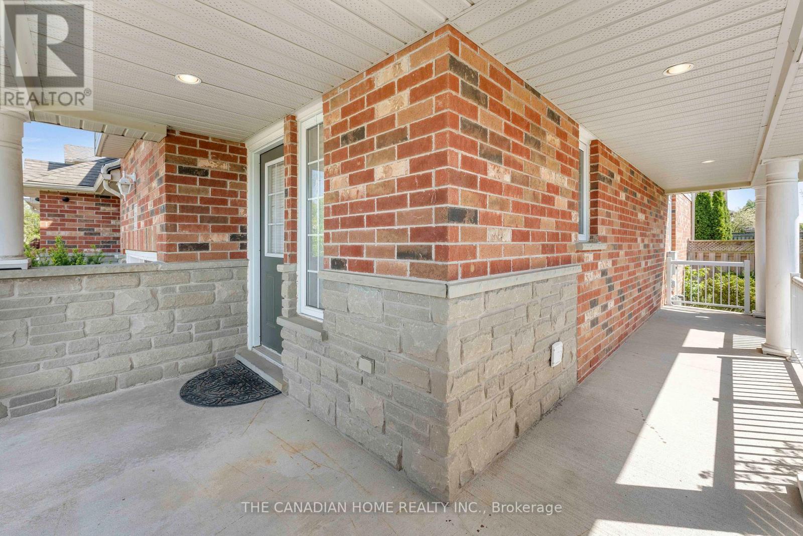 500 Robert Ferrie Drive, Kitchener, ON - Outdoor With Exterior