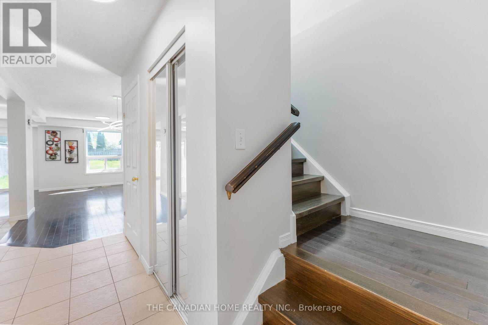 500 Robert Ferrie Drive, Kitchener, ON - Indoor Photo Showing Other Room