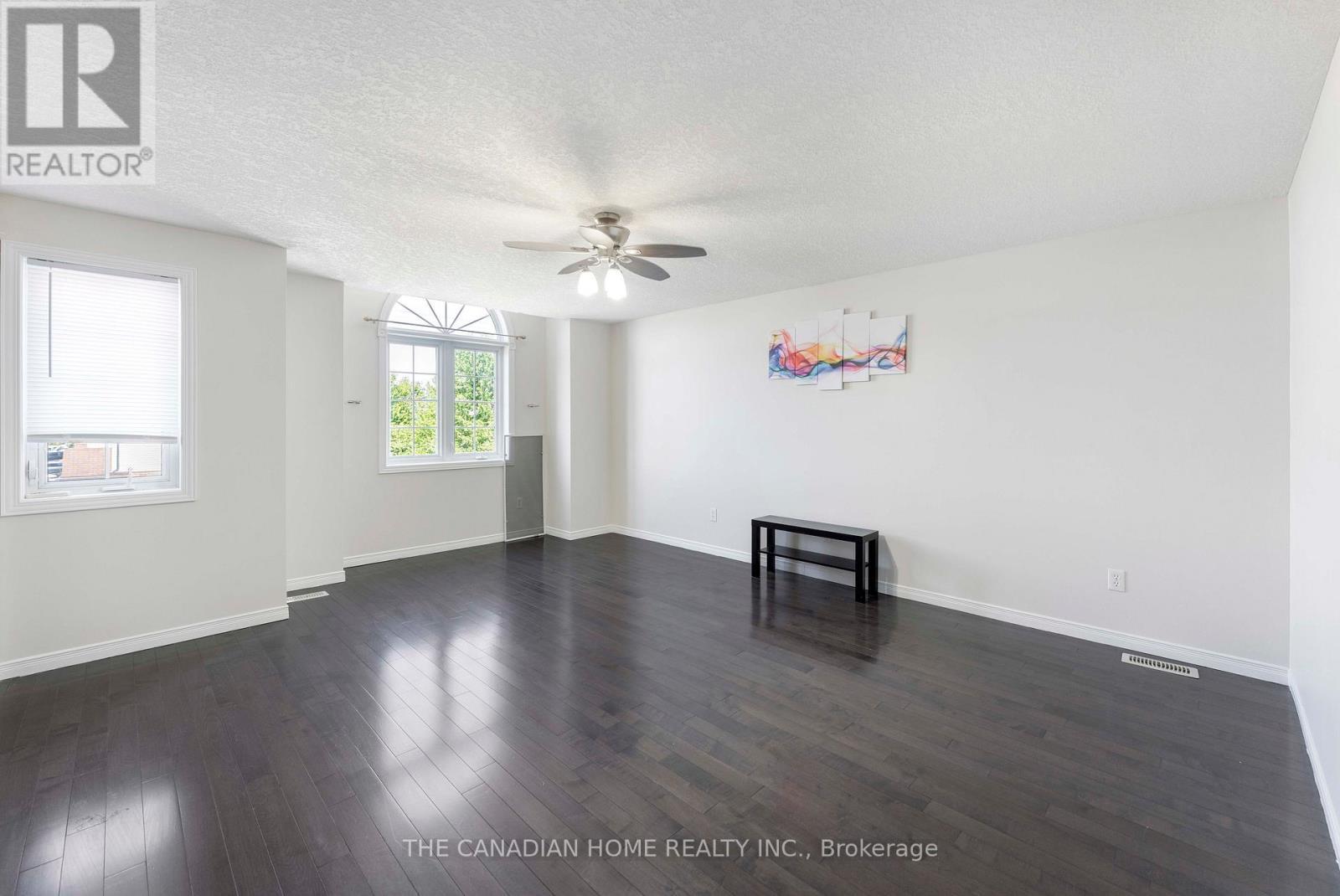 500 Robert Ferrie Drive, Kitchener, ON - Indoor Photo Showing Other Room