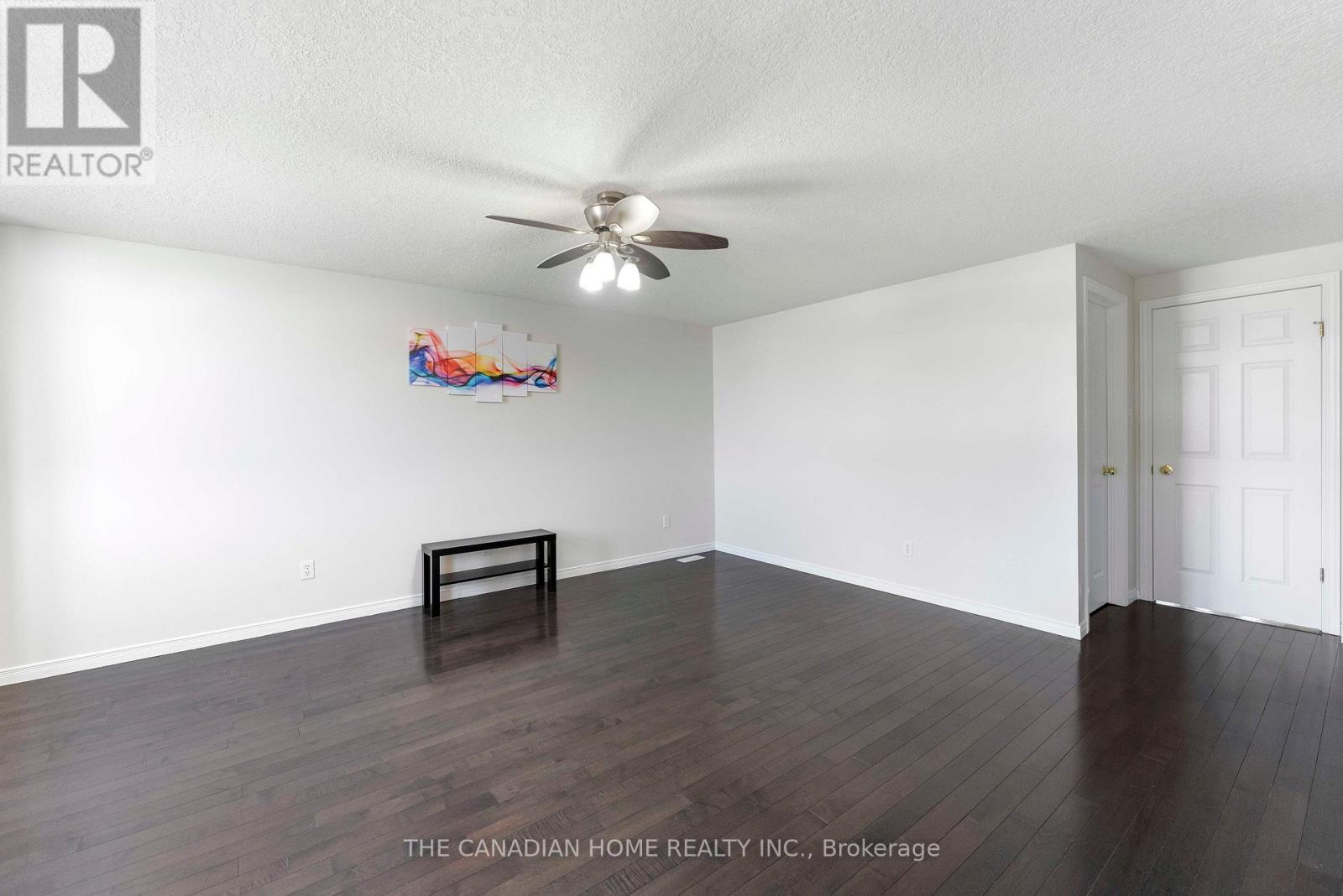 500 Robert Ferrie Drive, Kitchener, ON - Indoor Photo Showing Other Room