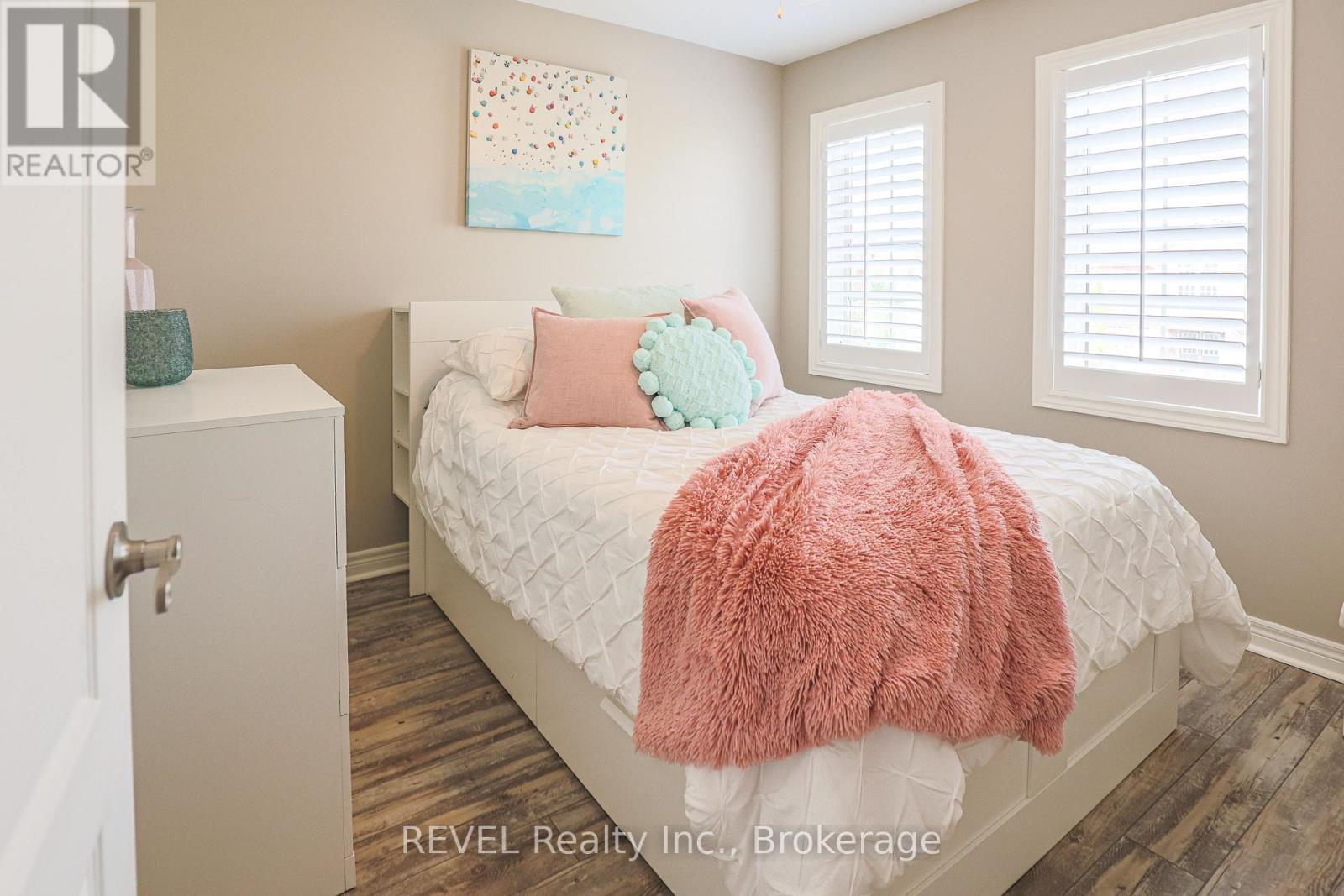 12 Colonel Lyall Street, St. Catharines (Secord Woods), ON - Indoor Photo Showing Bedroom