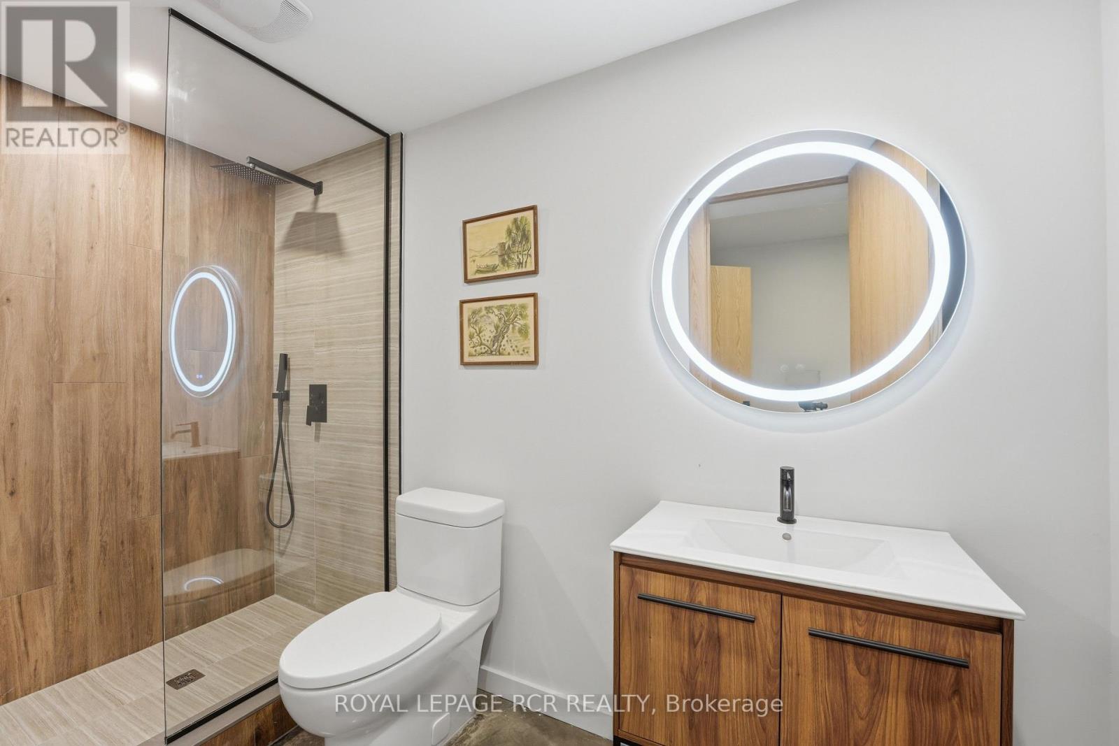 3404 Vivian Road, Whitchurch-Stouffville, ON - Indoor Photo Showing Bathroom